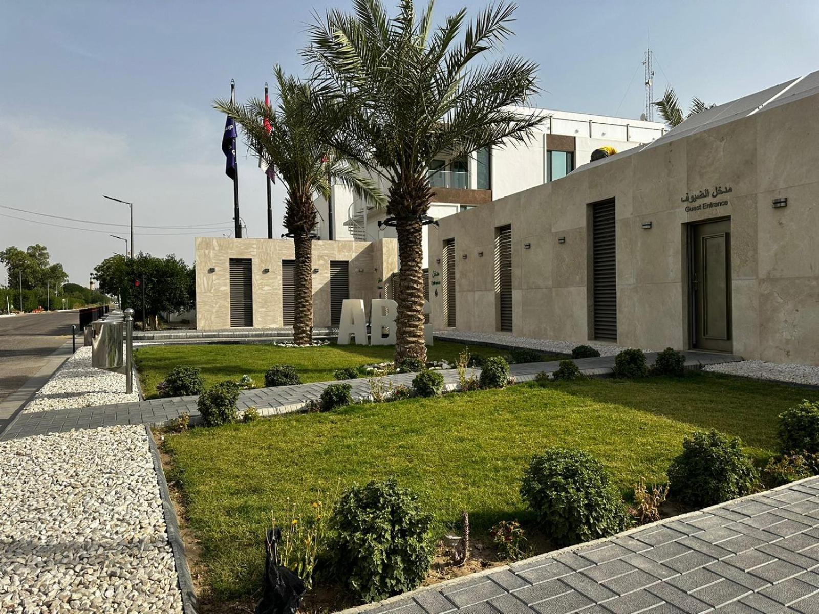 Al-Burhan Hotel แบกแดด ภายนอก รูปภาพ